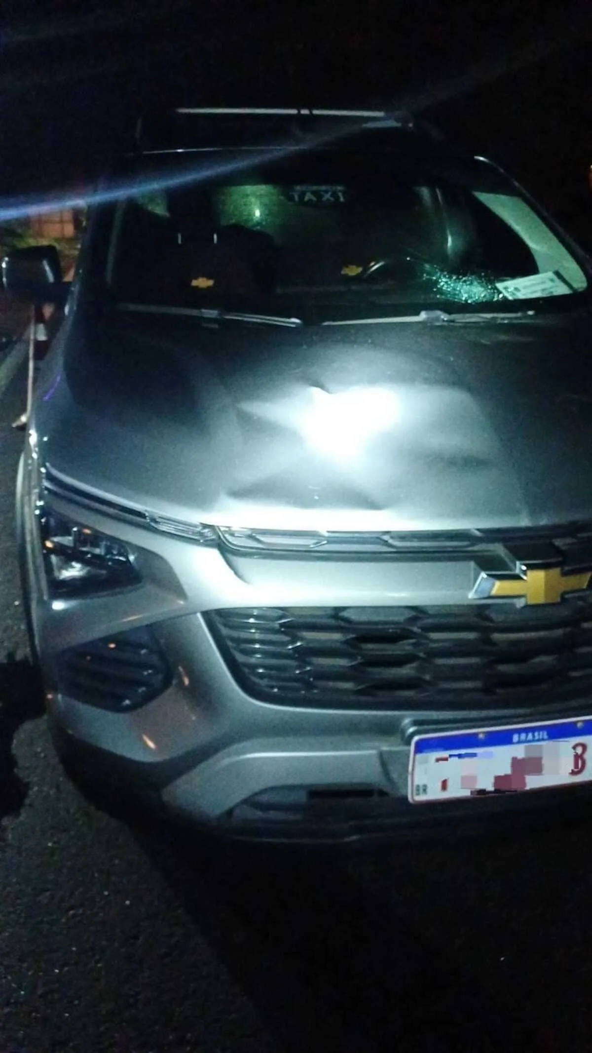 Acidente entre carro e bicicleta é registrado na Via Dutra, em Itatiaia