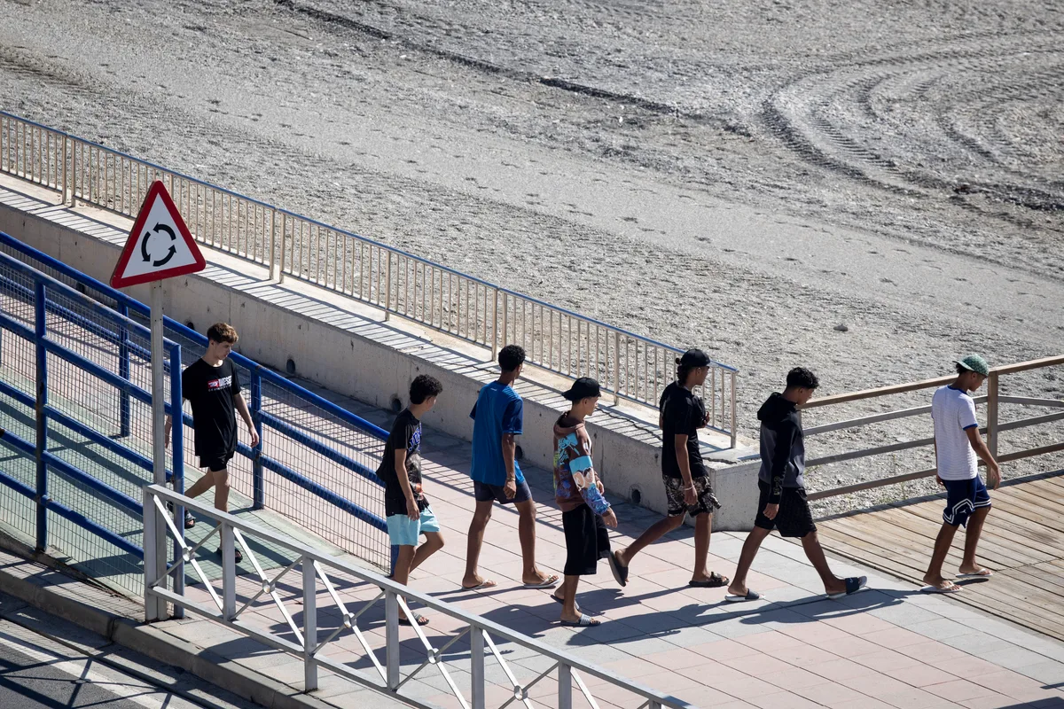 Muñecas que se cierran más tarde, muelas y dudas en Ceuta: "Es muy probable que a muchos se les considere menores, aunque sean adultos"
