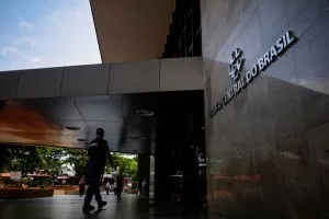 Dinheiro esquecido em bancos soma R$ 5,12 bilhões; veja quem tem valores a receber