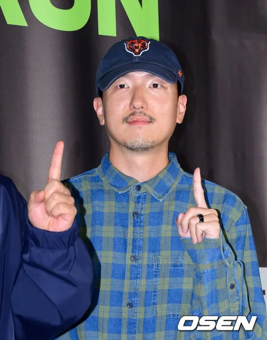 [사진]VIP 시사회 찾은 장재하 감독