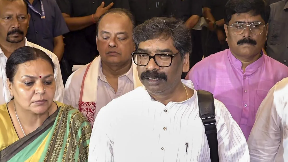 Jharkhand CM announces cancellation of JSSC-CGL exams; protest to continue till CBI probe demand is met, say students