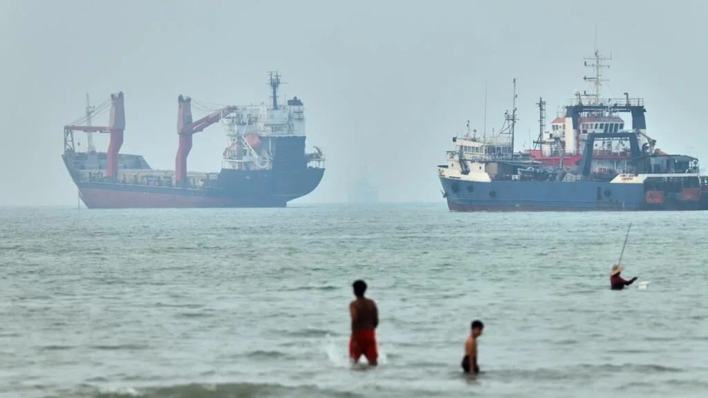 Moyen-Orient en direct : l'Iran autorise le passage de navires irakiens dans le détroit d'Ormuz