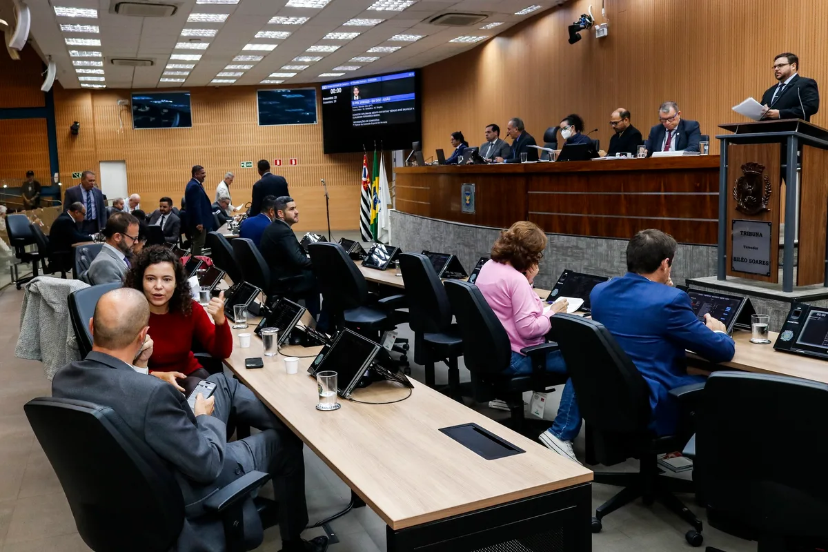 Após 6 anos, Câmara de Campinas vota projeto que cria políticas de diversidade gênero; entenda