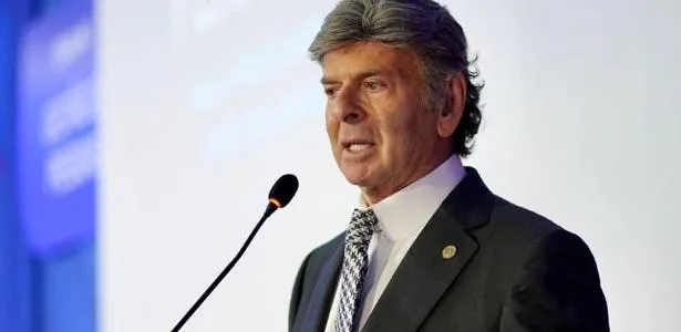 Fux determina que STF libere acesso a inquéritos das fakes news e milícias