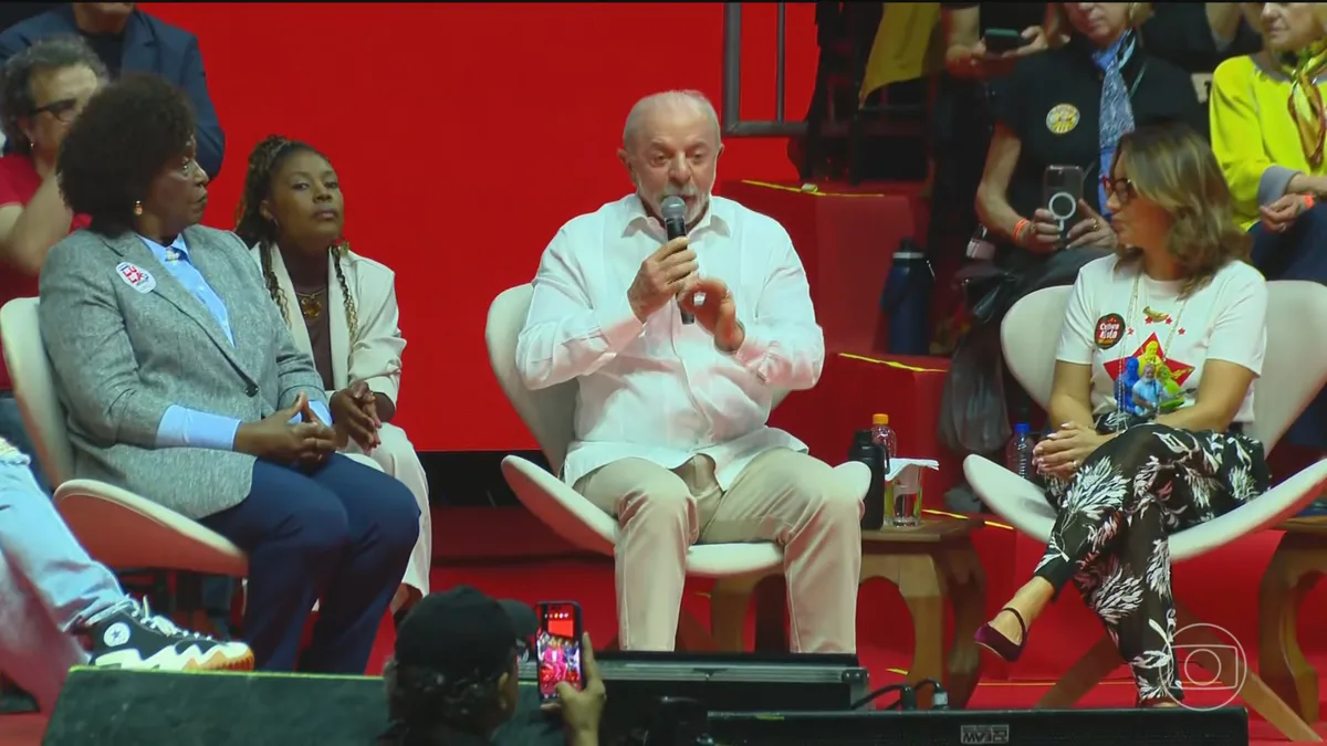 Presidente Lula, candidato à reeleição pelo PT, faz campanha no Rio de Janeiro