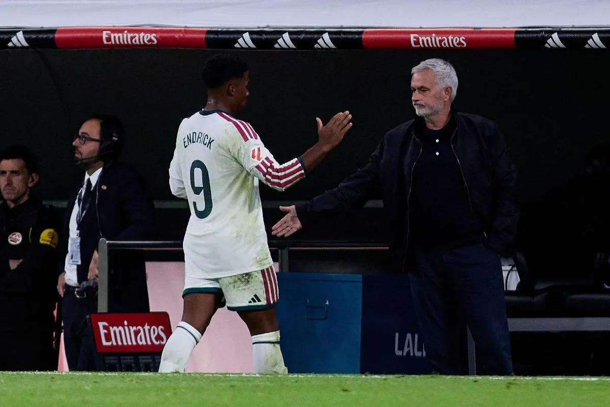 Real Madrid goleia Sevilla com dois de Mbappé, Endrick titular e mira El Clásico