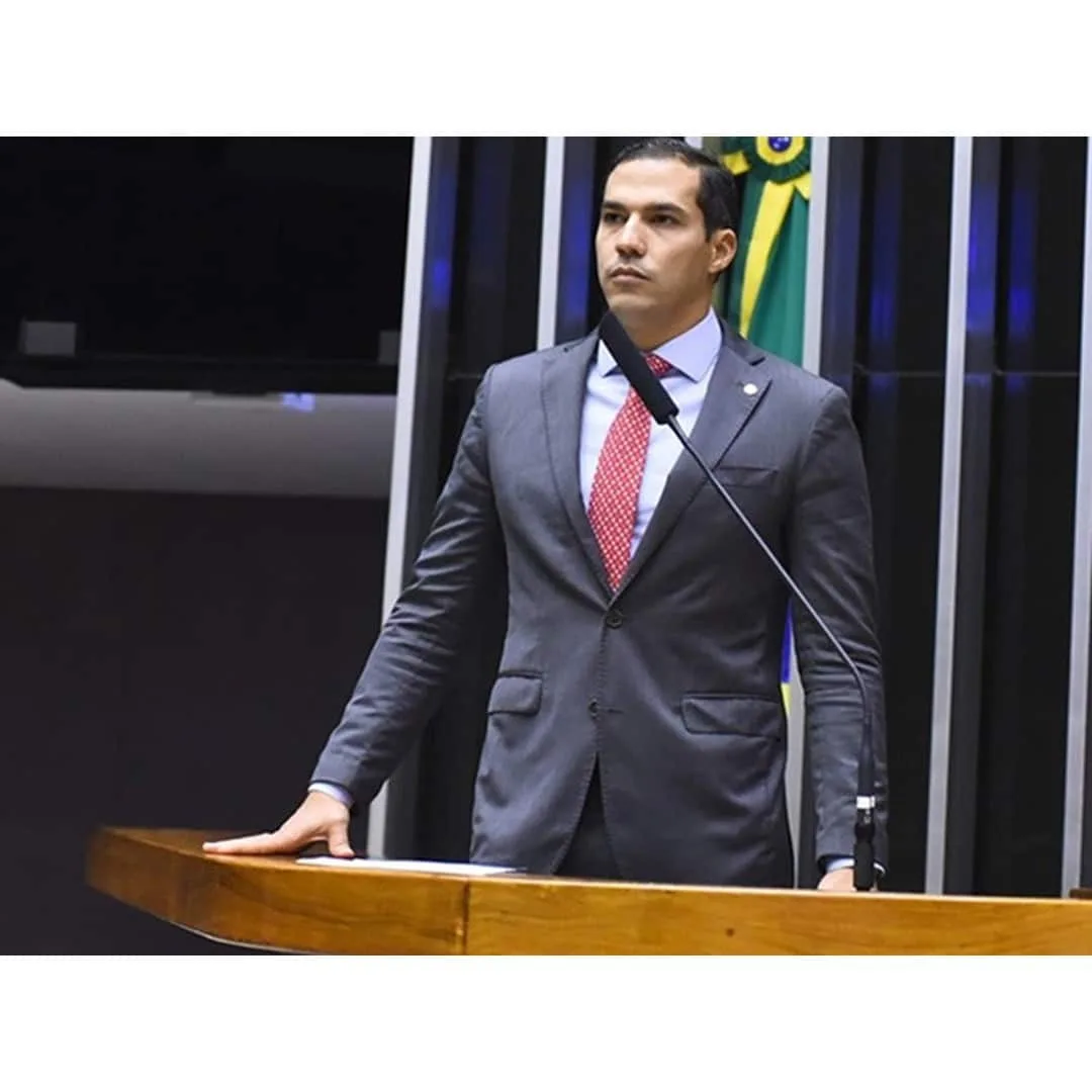 Gabriel Nunes (PSD) é reeleito deputado federal pela Bahia com 155.060 votos