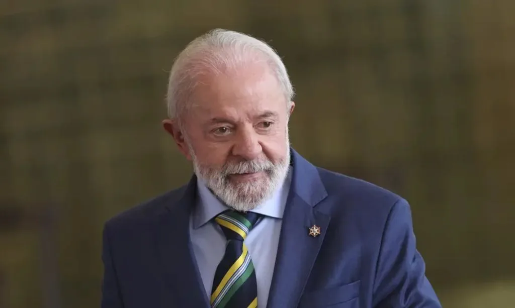 Datafolha aponta empate técnico entre Lula e Flávio nos dois turnos