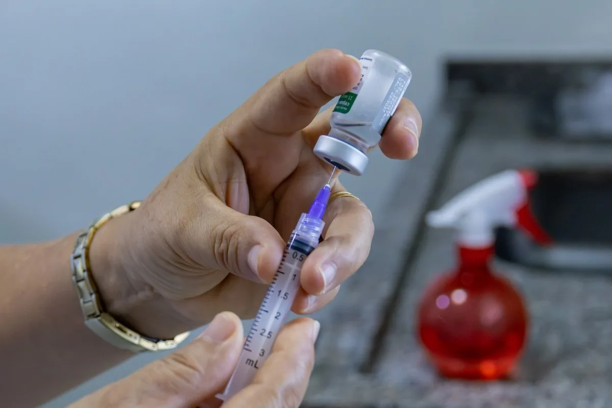 Cuiabá faz Dia D da Multivacinação neste sábado(22); veja onde vacinar