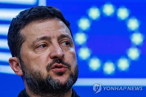 젤렌스키 "美, 항복 압박"…스타링크 제한 배후로 백악관 지목