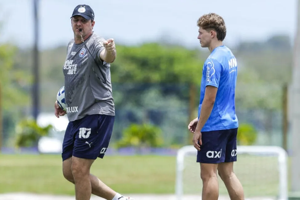 Artilheiro na base, joia do Bahia amarga 5 meses sem jogar com Ceni