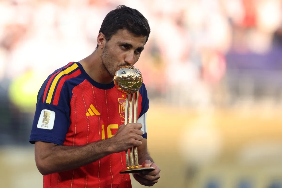 Barcelona aumenta proposta para tirar Rodri do Manchester City