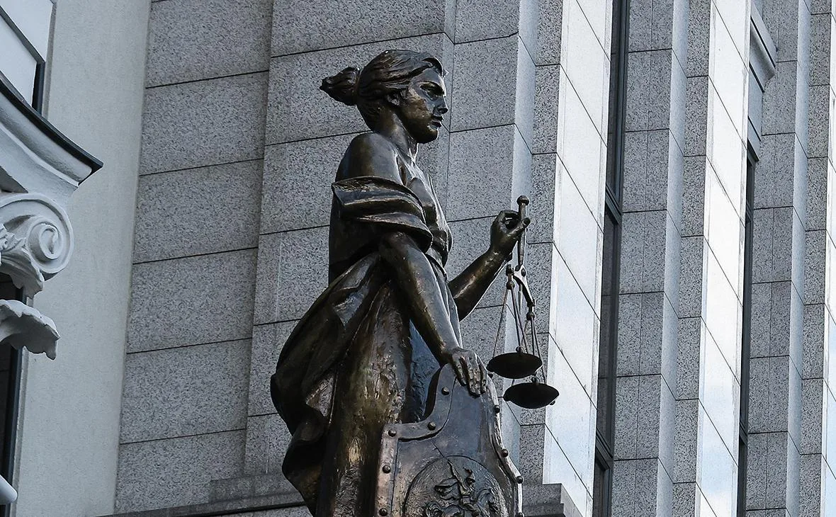 Суд признал запрещенной информацию об аренде и продаже банковских карт