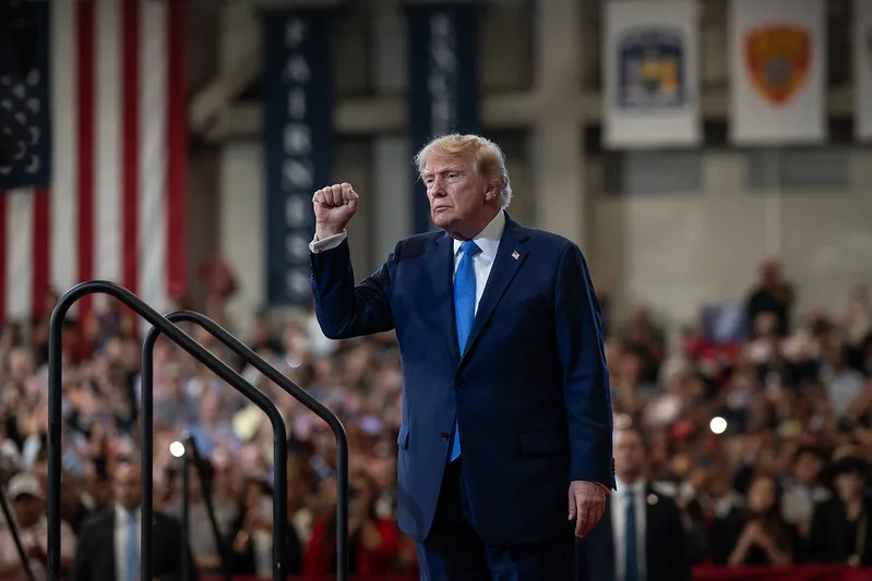 Reuters/Ipsos: 69% dos estadunidenses acreditam que Trump usa governo para interesses comerciais