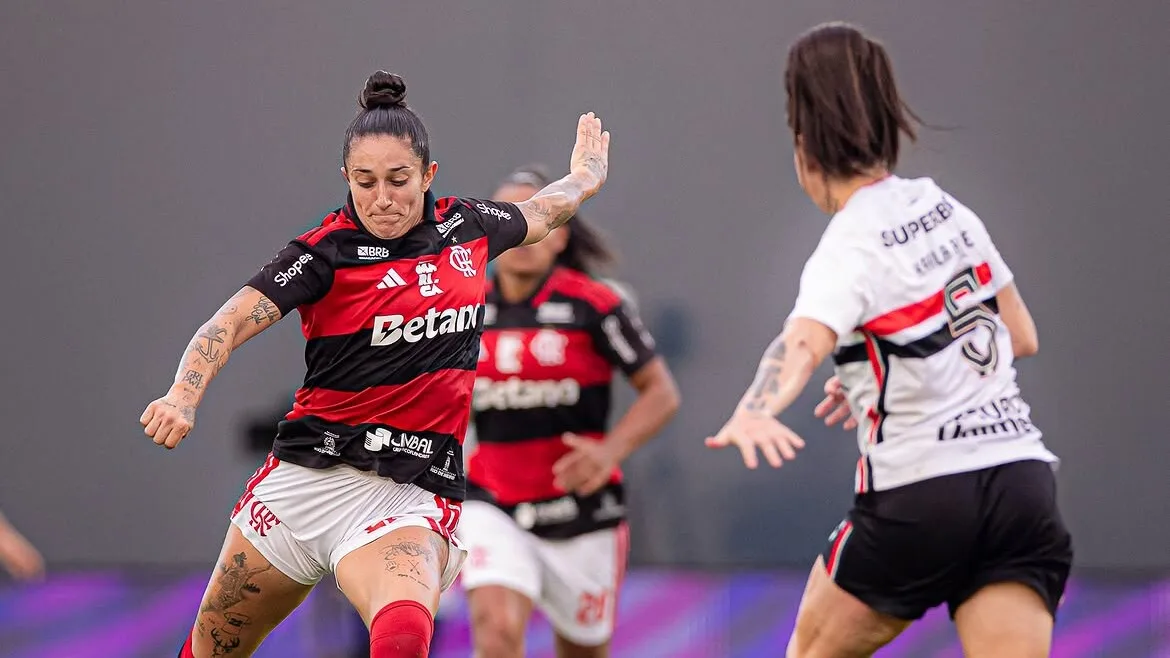 São Paulo vence Flamengo de virada na semifinal do Brasileiro Feminino