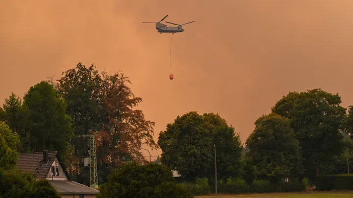 Incendies : le feu dans les Landes est "contenu", plusieurs incendies en cours en Europe