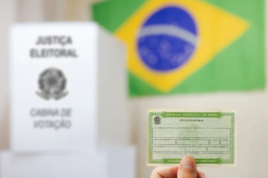 Prazo para pedir voto em trânsito termina hoje: veja como solicitar