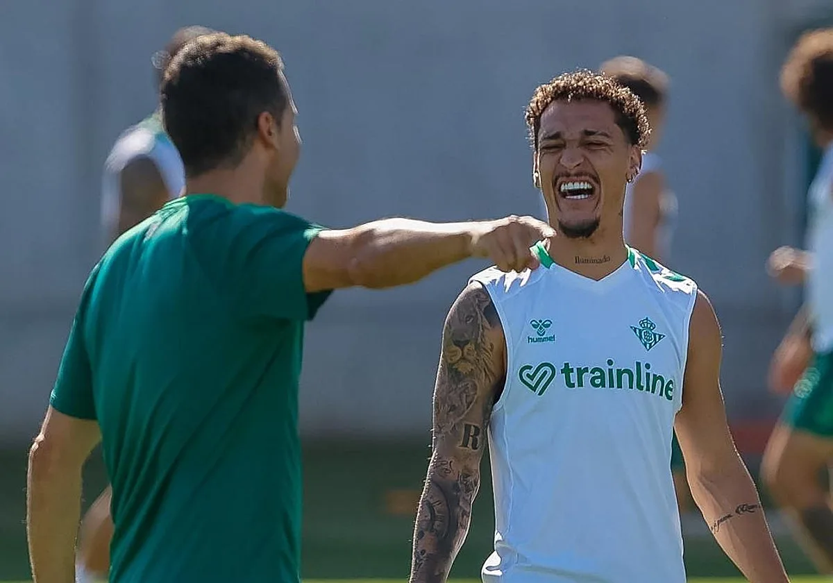 El Betis rechaza un acercamiento de más de 50 millones por Antony