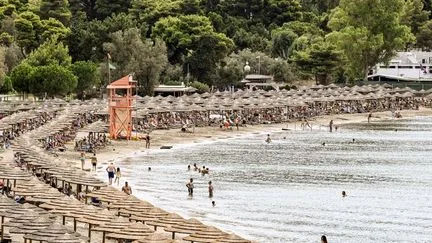 Un homme de 82 ans meurt après une bagarre pour un transat près d'Athènes