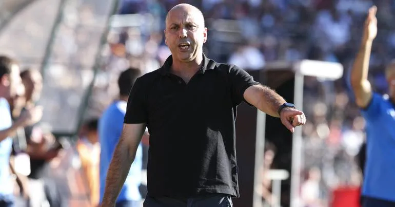 Bruno Pinheiro quer Académico a vencer Est. Amadora