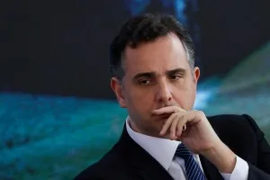 Bruno Dantas oficializa saída do TCU e abre caminho para Senado indicar Pacheco