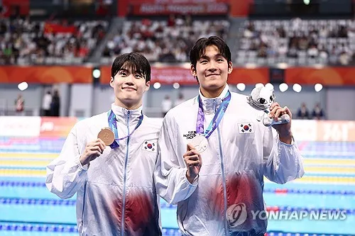 [오늘의 아시안게임] 남자 계영 800ｍ 2연패 겨냥…여자배구 4강 한일전