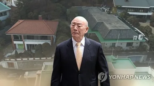"전두환 폭력 정치" 항거한 시민들, 재심서 45년 만에 무죄