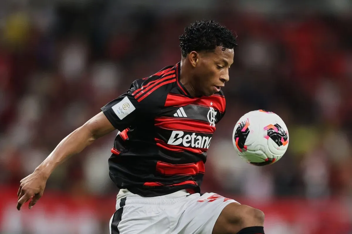 Flamengo vende Plata ao Dínamo de Moscou por R$ 72 milhões à vista; veja detalhes