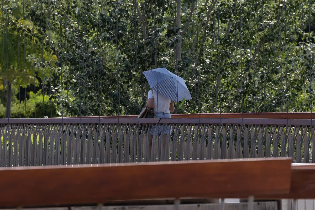 Las temperaturas siguen su escalada, con hasta 42ºC en sur peninsular, para caer el jueves, cuando llegan las tormentas