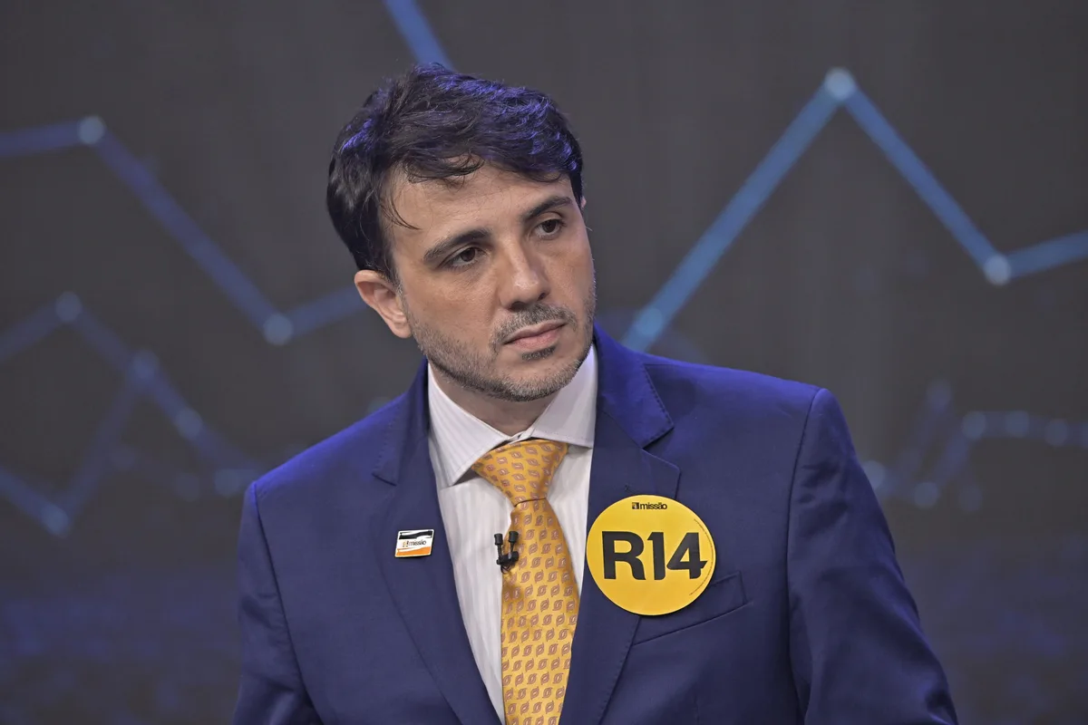 Justiça manda Renan apagar postagem sobre indígenas