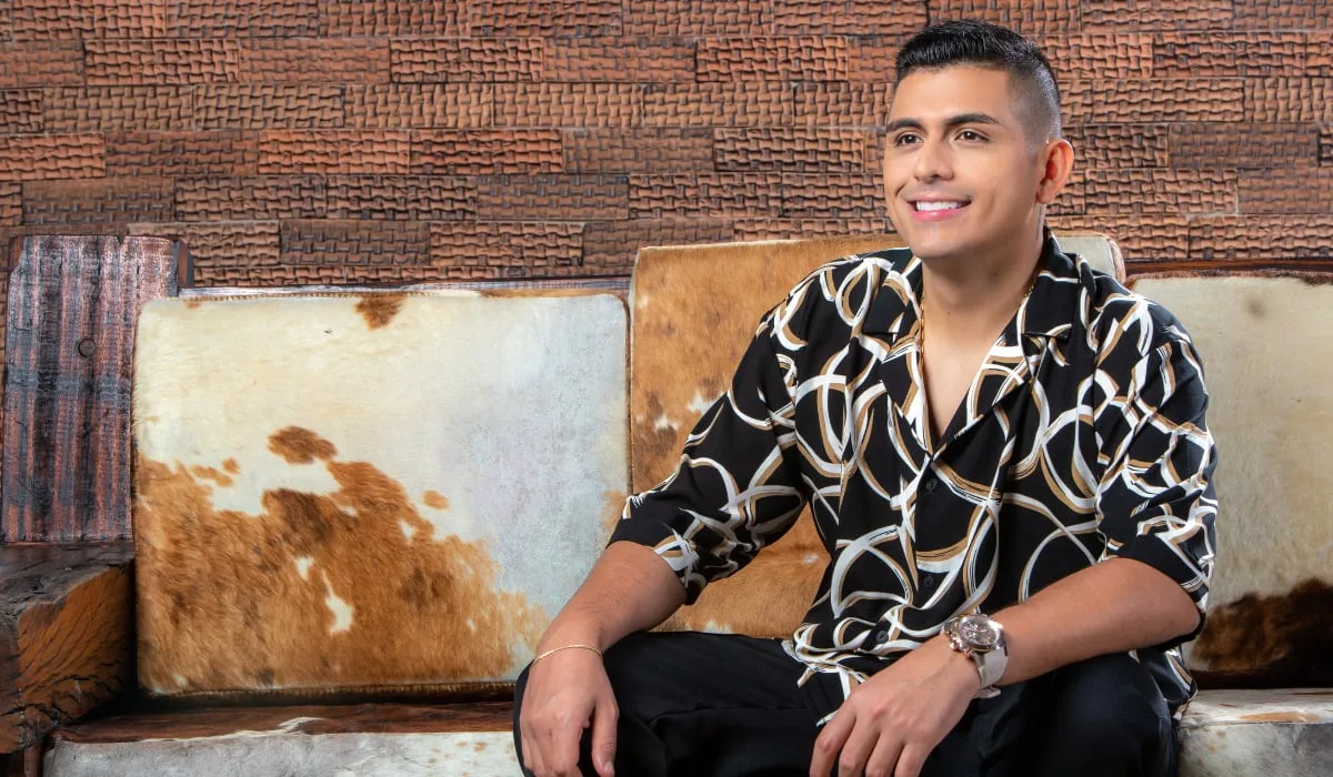 ‘El Llanero Vallenato’: la voz que busca acercar las raíces colombianas a nuevas generaciones
