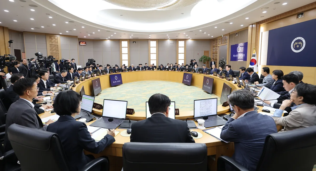 [단독]반도체 훈풍에 내년 국세수입 580조 추산···청년미래적금 소득상한 폐지할 듯