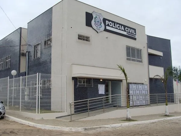 Homem com histórico de violência é preso por agredir a ex em Pinheiros