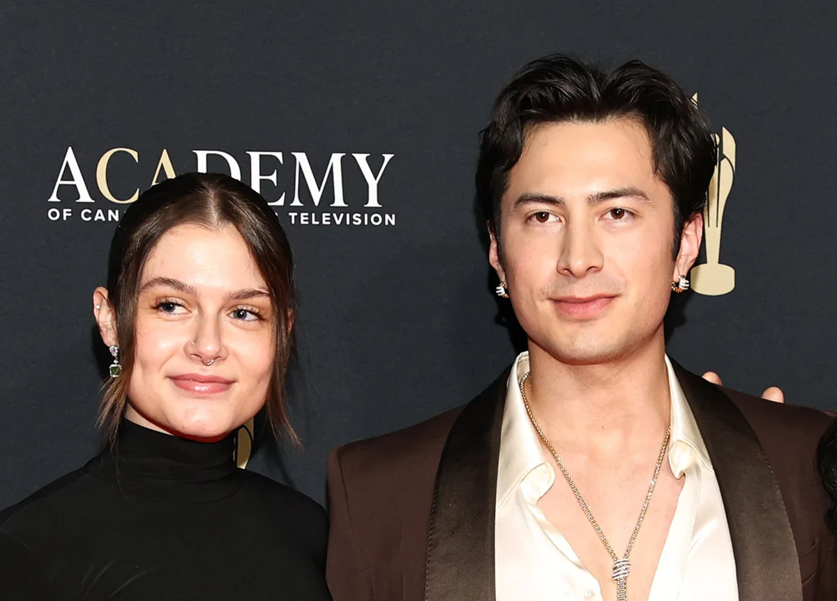 La novia de Hudson Williams les hizo un contundente pedido a los fanáticos de Más que rivales: “Cruzaron un límite”