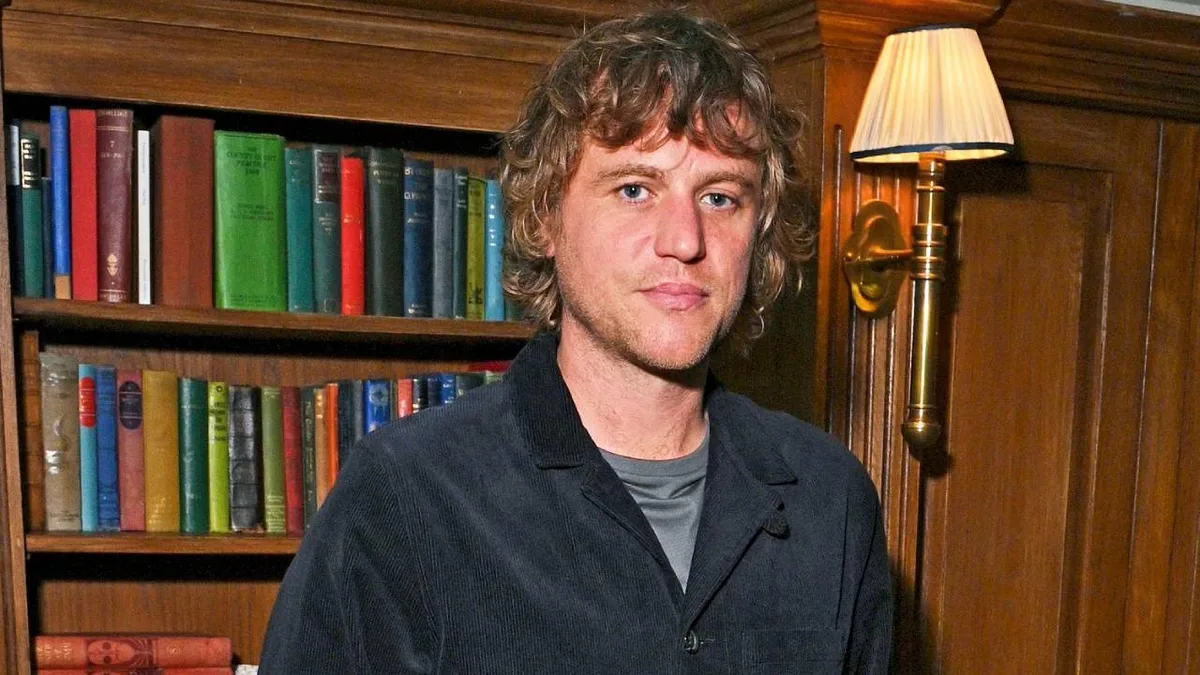 Johnny Flynn says private schools should be ‘burnt to the ground’ after ‘traumatic’ experience