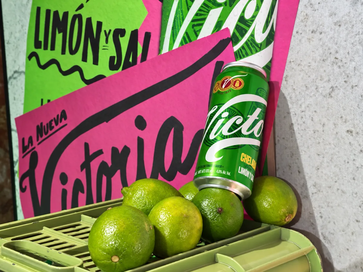 La chelada lleva años en México, pero Victoria ahora quiere venderla lista como en el tianguis