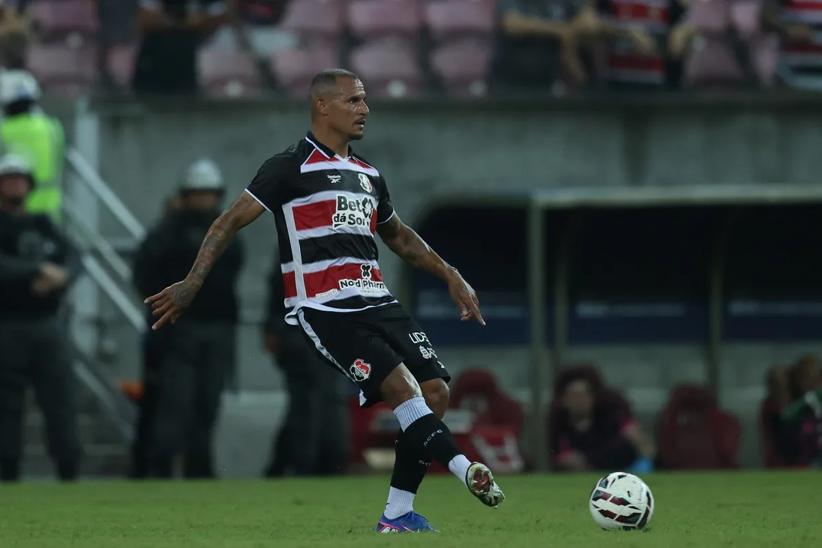 Santa Cruz encerra preparação para decisão na Série C; veja possível time