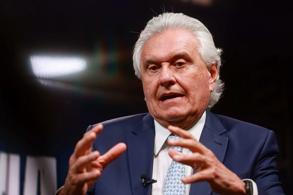 Caiado diz que progressão escolar cria "analfabetos funcionais"