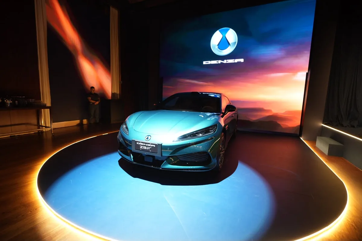 Denza lança elétricos de luxo no Brasil que carregam em 9 minutos