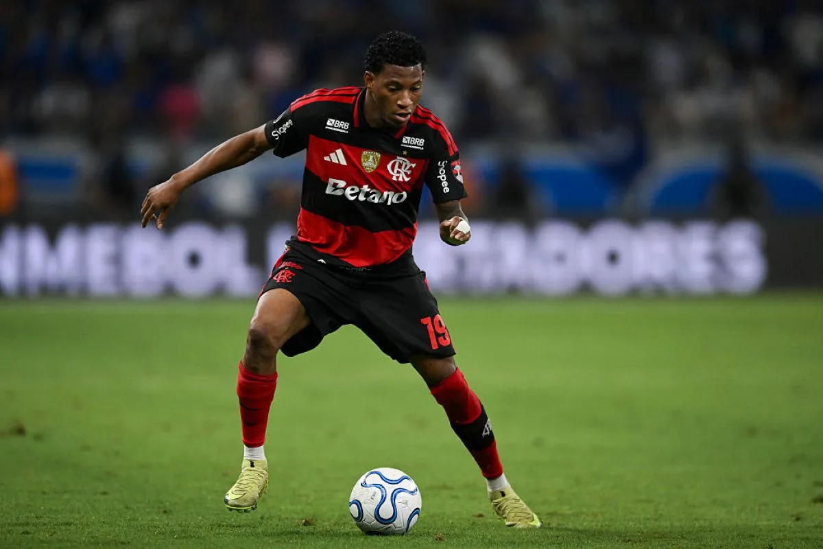 Flamengo critica Dínamo de Moscou após reprovação de Gonzalo Plata