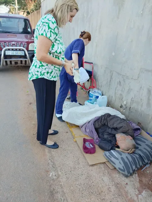 KZN women restore dignity to elderly man found begging near mall