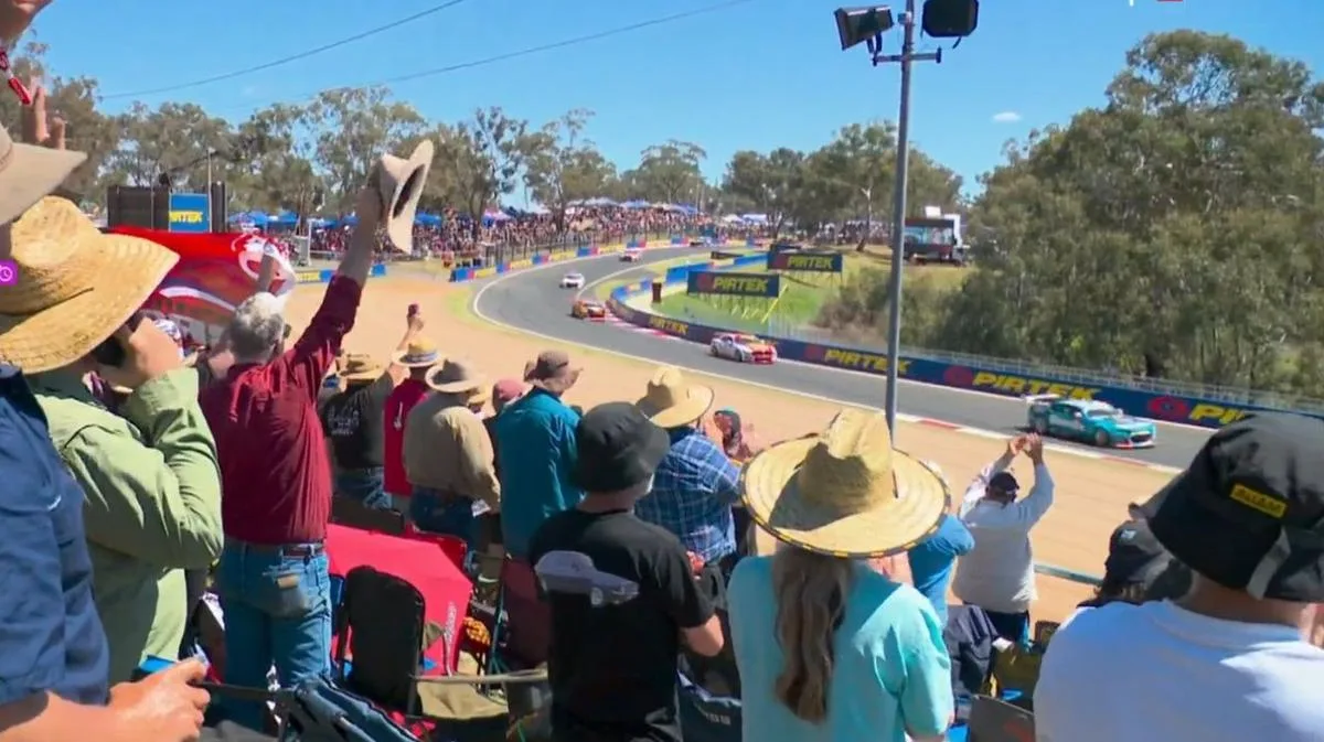 Supercars legend Peter Brock honoured with epic tribute at Bathurst: ‘Absolute chills’
