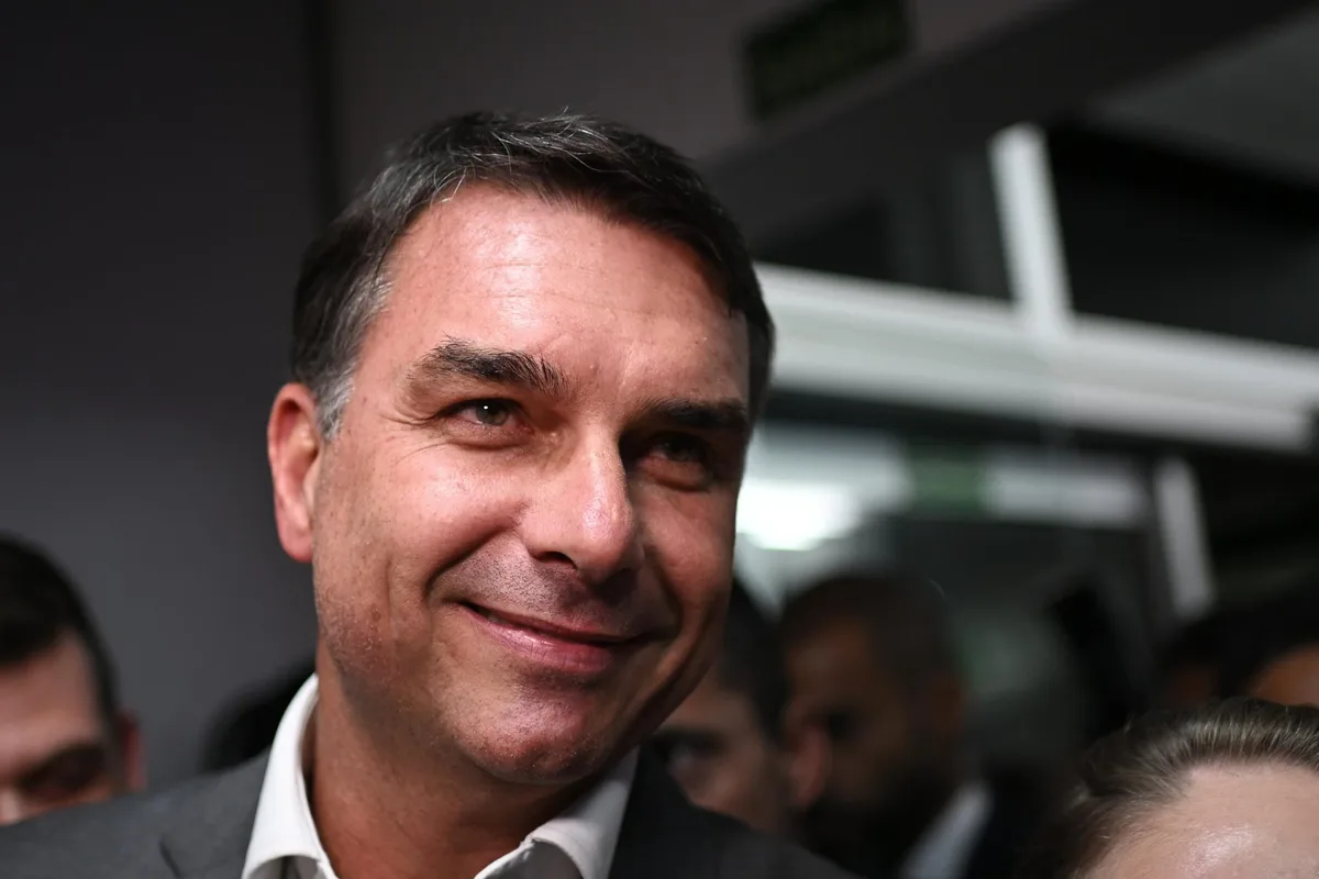Flávio Bolsonaro mira Tocantins para ampliar votação no 2º turno