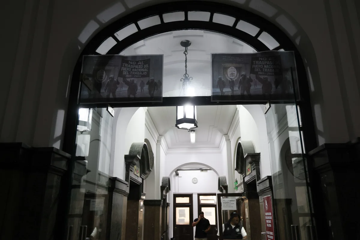 Se apaga el fuero más kirchnerista: un anhelo del Gobierno toma fuerza con la creación de la justicia laboral porteña