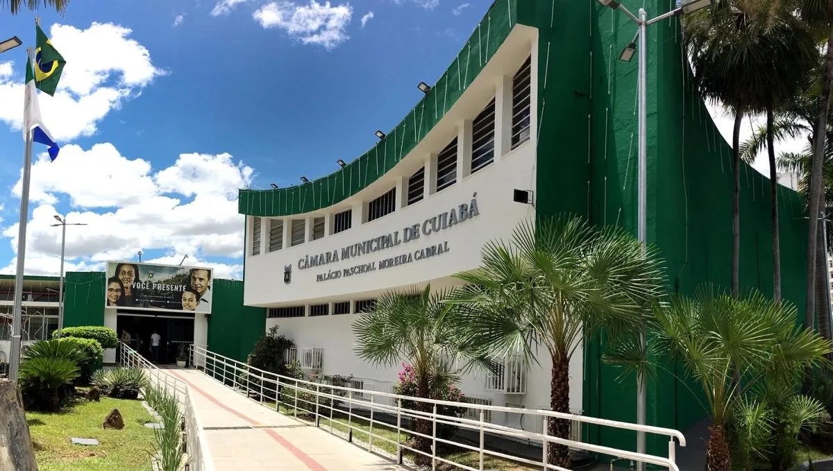 Câmara de Cuiabá aprova auxílio e passagem gratuita para pessoas em vulnerabilidade voltarem à cidade de origem