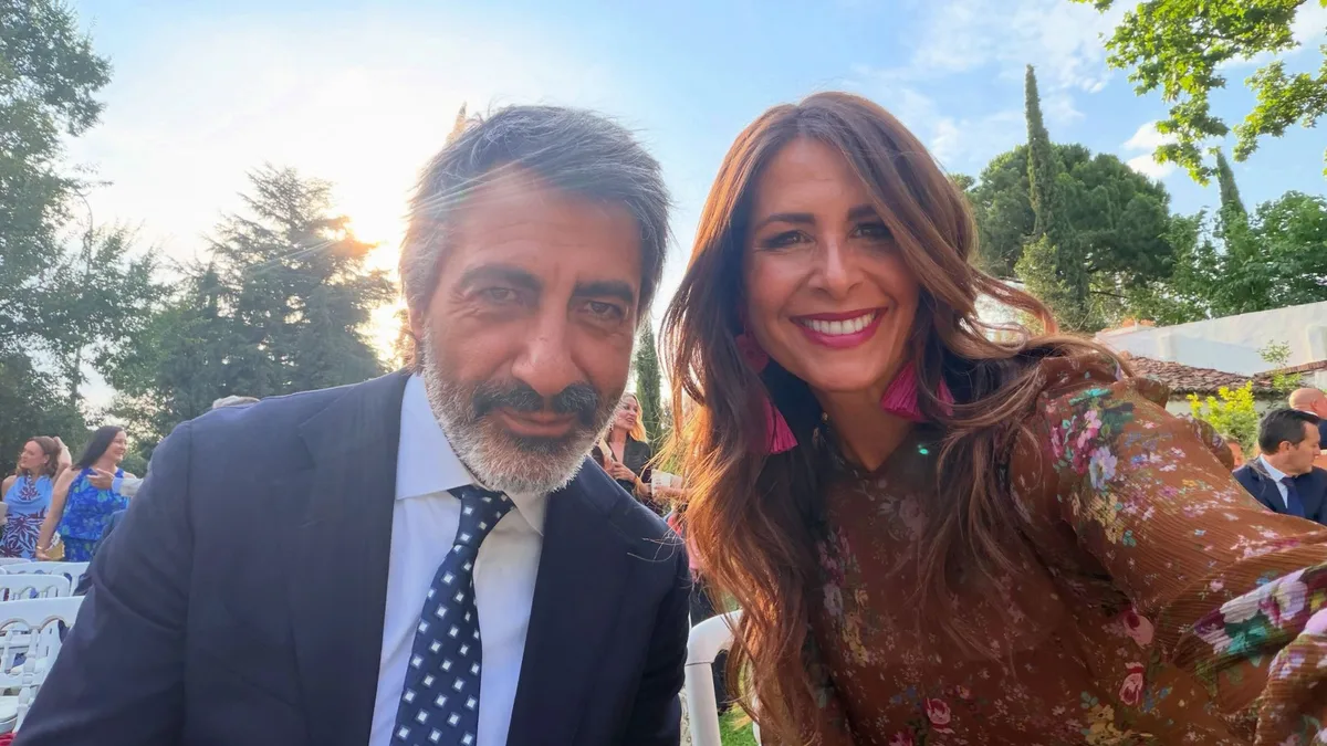 Nuria Roca echa la vista atrás y recupera dos fotos con Juan del Val en 'El Hormiguero' de hace 15 años