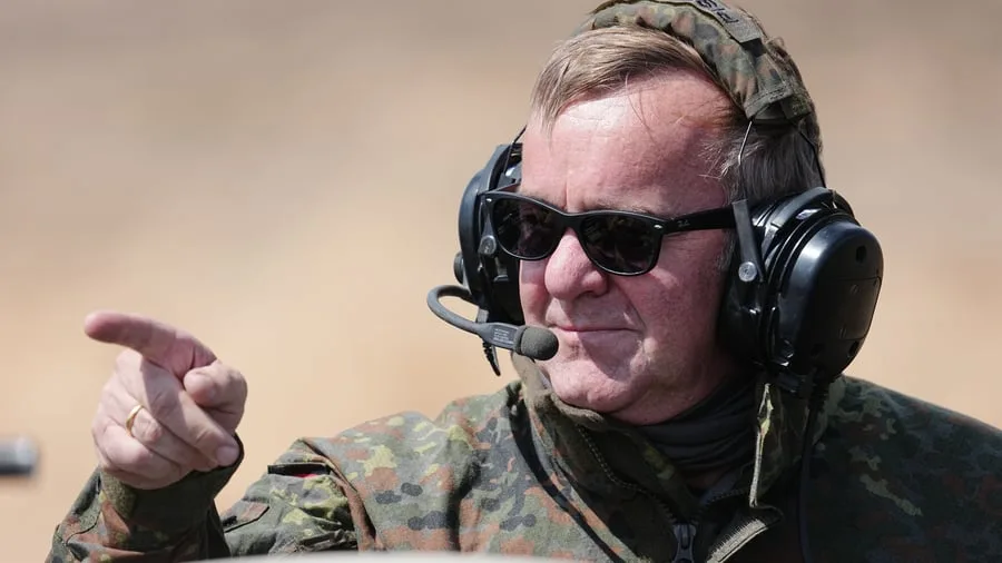 Kommentar: Von einer Nine-to-five-Bundeswehr lässt sich Putin nicht abschrecken