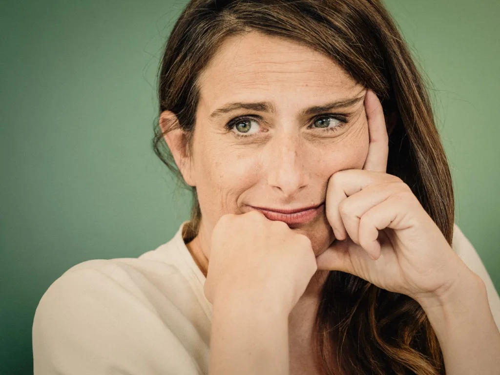 Tondelier veut interdire le mensonge en politique et n'a rien à dire sur De Gaulle : mieux vaut en rire