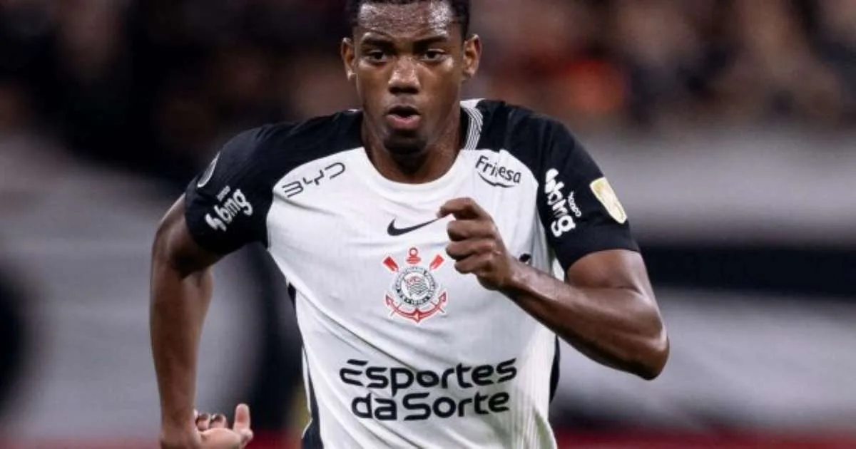 Corinthians trava saída de André à Inglaterra, mas não descarta venda