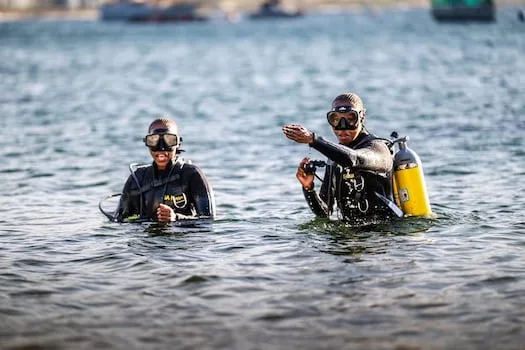 WATCH | From KwaMashu to the ocean’s depths: Twin sisters dive into history